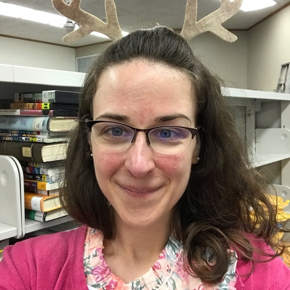 Meet your Posher, Elissa - Picture 1 of 1